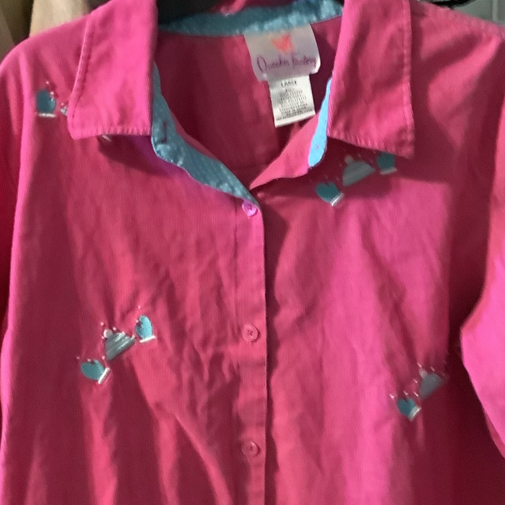 Quacker Factory Pink Button Down Shirt with Blue Accents, corduroy‎